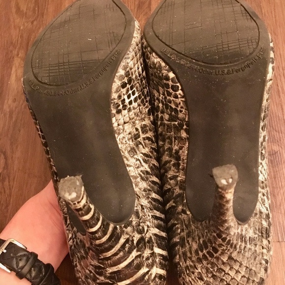 Rampage Animal Print Career Heels Pumps - Picture 7 of 7